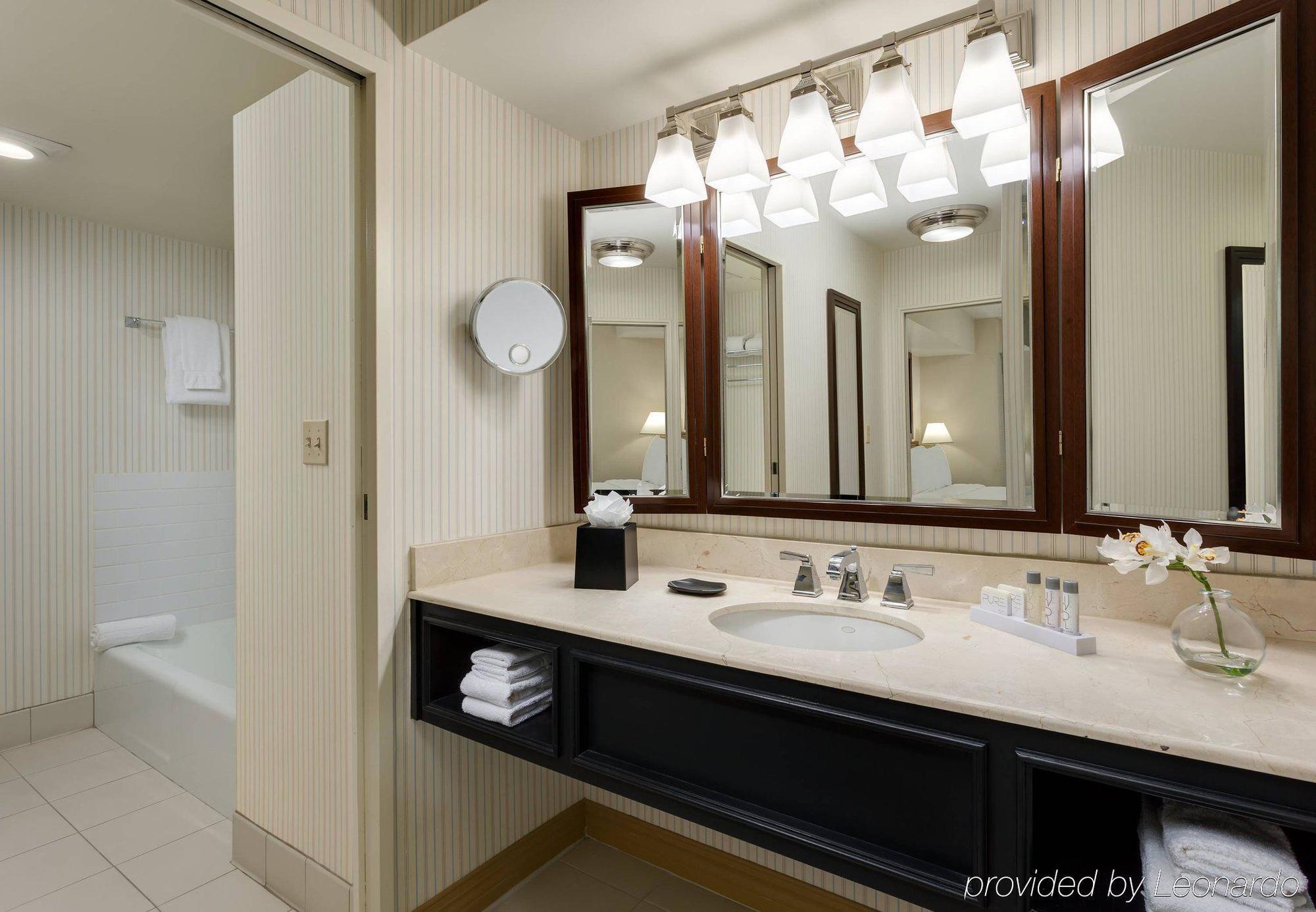 Marriott Vacation Club,   